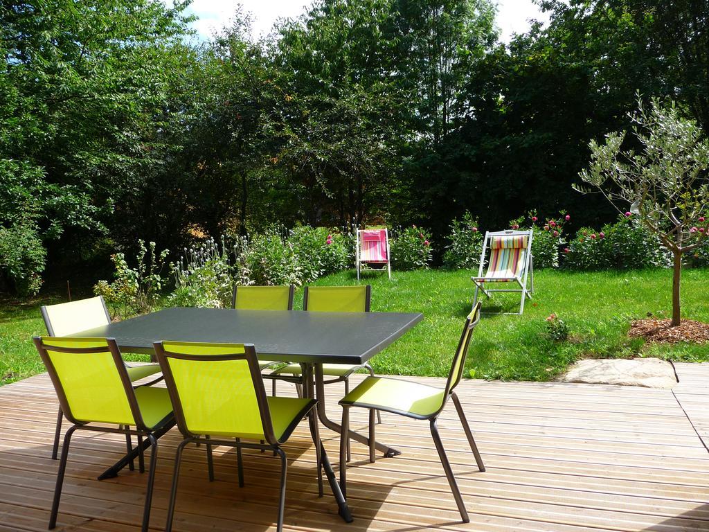 Le Jardin Aux Oiseaux Bed & Breakfast Férel Oda fotoğraf