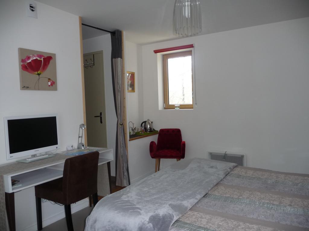 Le Jardin Aux Oiseaux Bed & Breakfast Férel Dış mekan fotoğraf