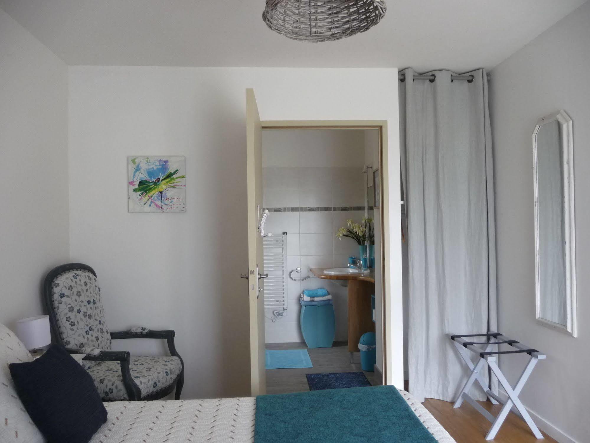 Le Jardin Aux Oiseaux Bed & Breakfast Férel Dış mekan fotoğraf