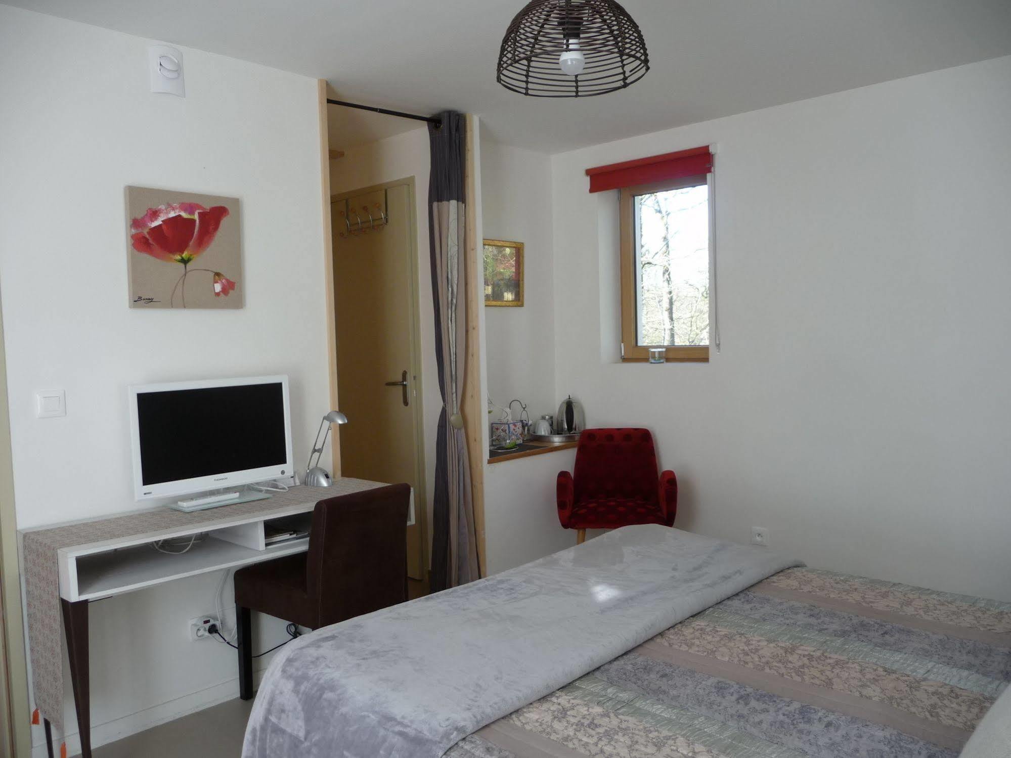 Le Jardin Aux Oiseaux Bed & Breakfast Férel Dış mekan fotoğraf